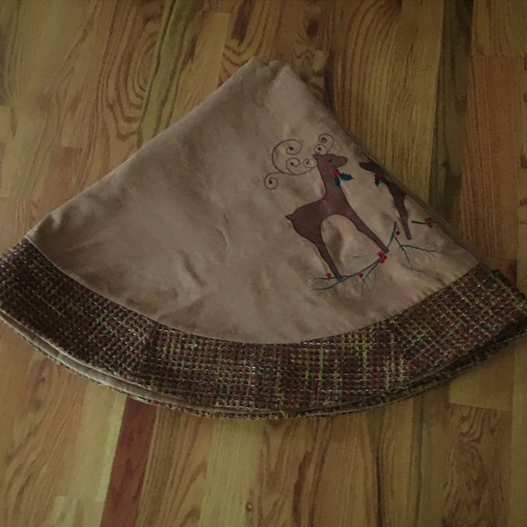 Christmas Eve by Santa's Best Tree Skirt - Picture 2 of 4